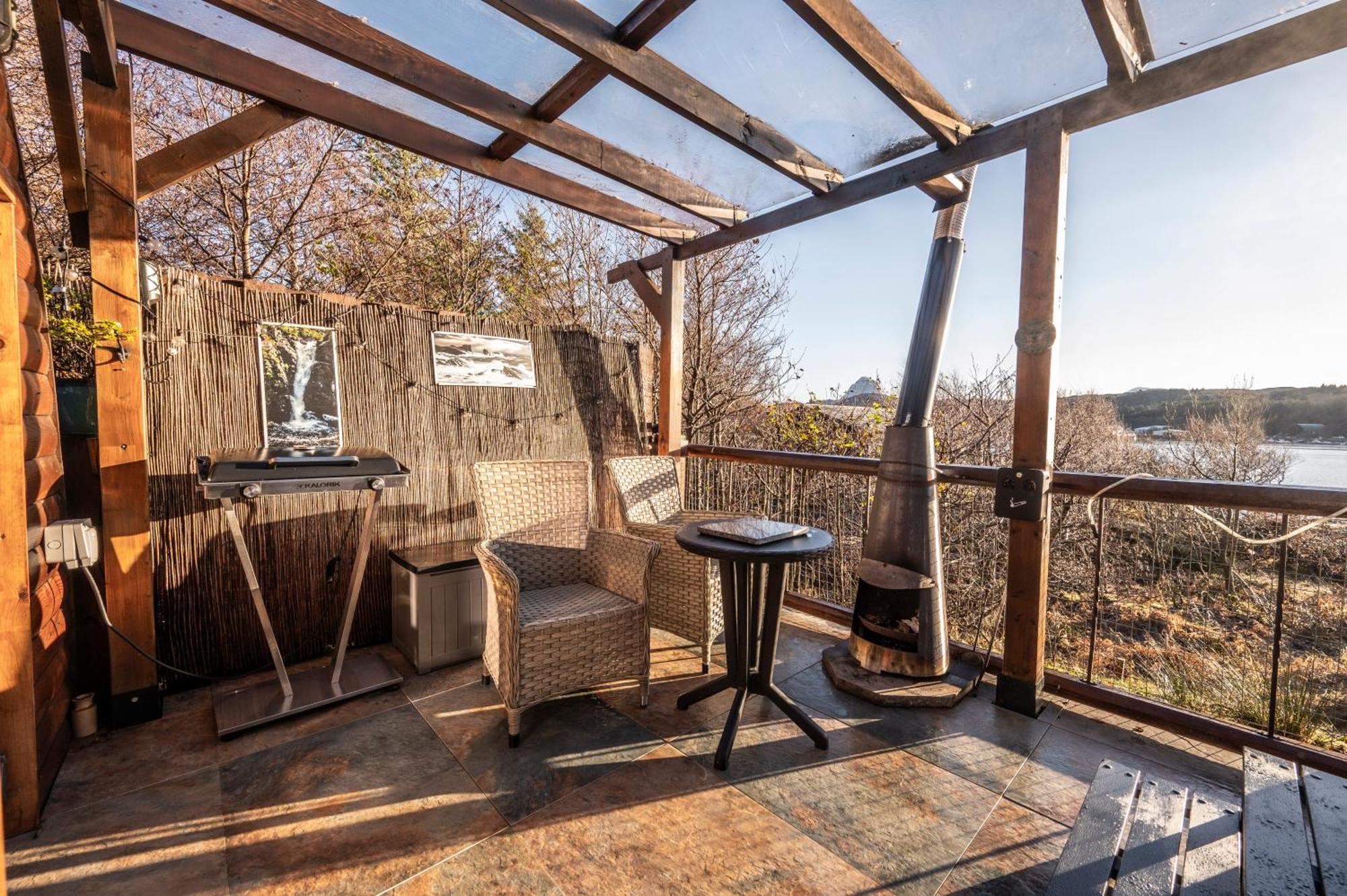 Mountview Pod Hotell Lochinver Exteriör bild