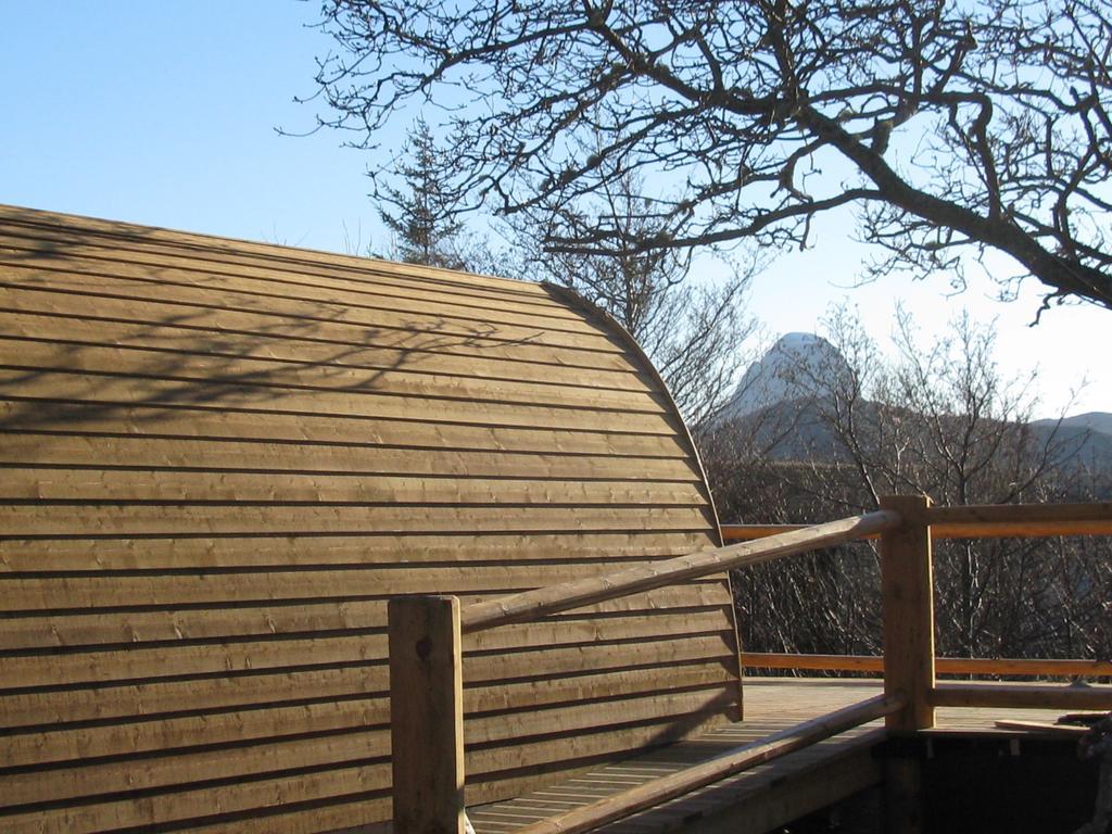 Mountview Pod Hotell Lochinver Exteriör bild