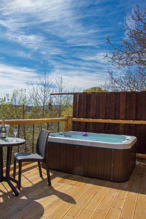 Mountview Pod Hotell Lochinver Exteriör bild