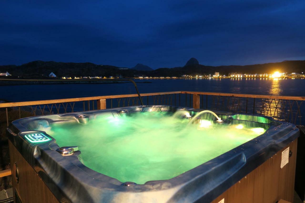 Mountview Pod Hotell Lochinver Exteriör bild